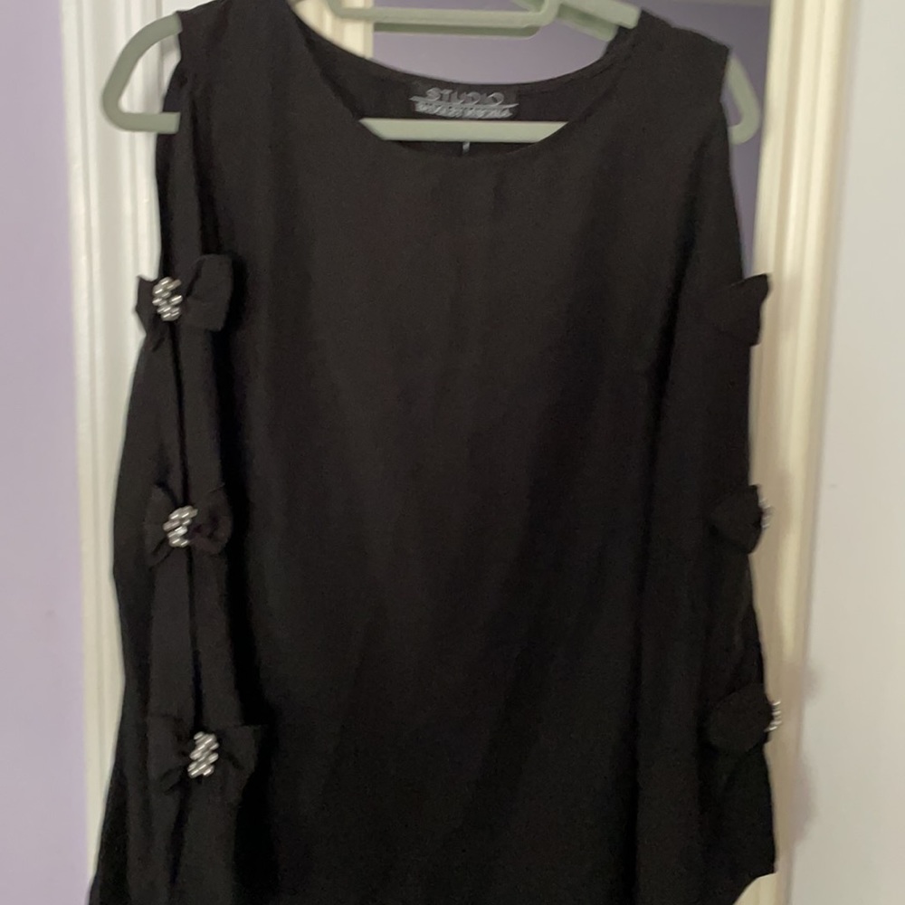 Studio BADGLEY MiSCHKA Top NWT